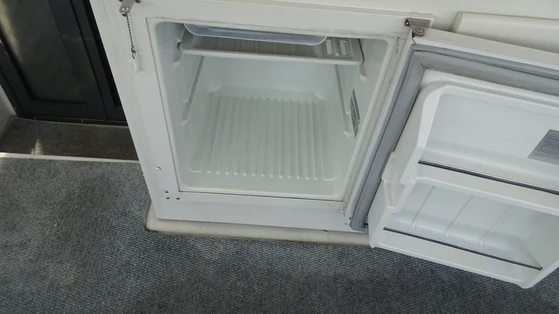 Slide: The Image of Carver 440 Aft Cabin Motor Yacht 1994 - 11