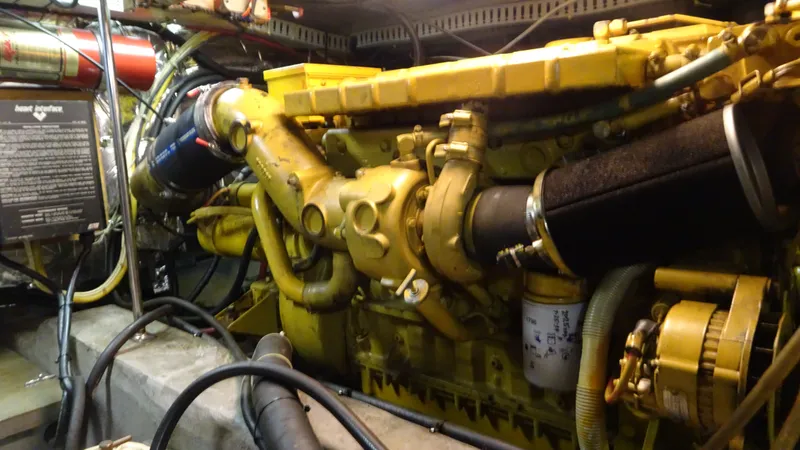 Slide: The Image of Carver 440 Aft Cabin Motor Yacht 1994 - 57