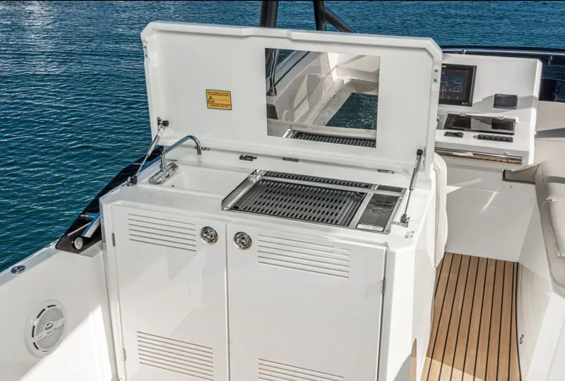 Slide: The Image of Prestige 520 2022 - 20