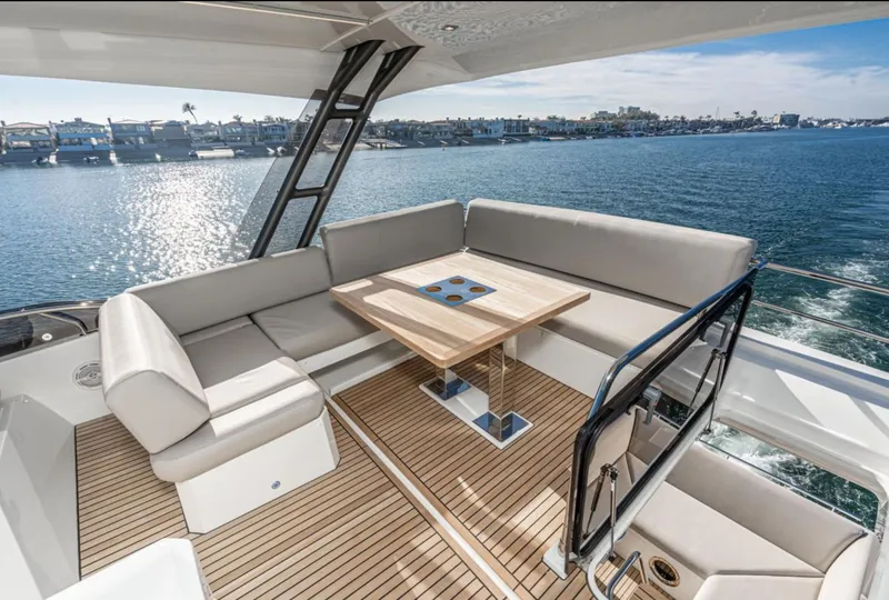 Slide: The Image of Prestige 520 2022 - 21