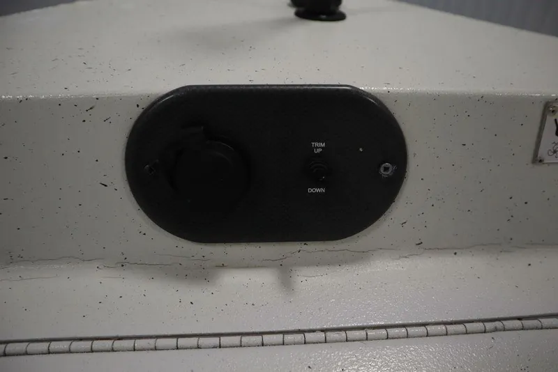 Slide: The Image of Control panel on 2020 Sun Tracker Party Barge 20 DLX boat. - 10