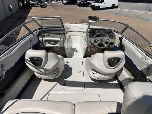 Slide: The Image of Crownline Boats 190 LS 2006 - 3
