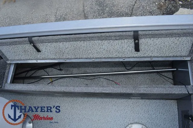 Slide: The Image of Lund 1625 Classic SS 2008 - 17