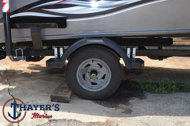 Slide: The Image of Lund 1625 Classic SS 2008 - 5