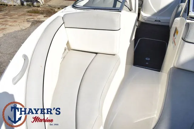 Slide: The Image of Bayliner 185 Bowrider 2011 - 16