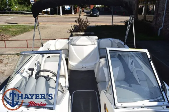 Slide: The Image of Bayliner 185 Bowrider 2011 - 19