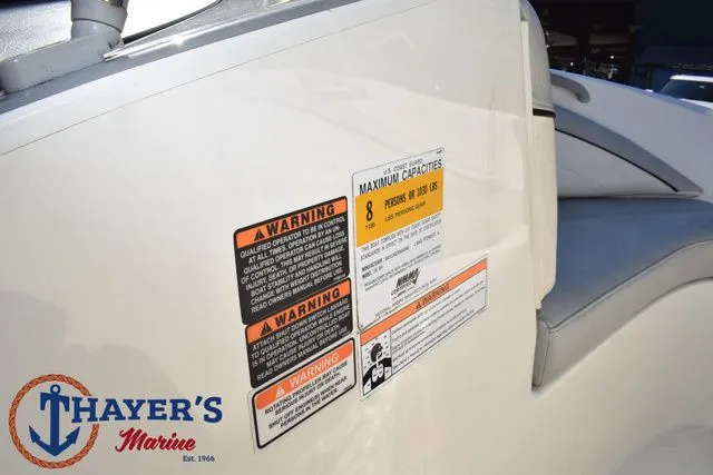 Slide: The Image of Bayliner 185 Bowrider 2011 - 40