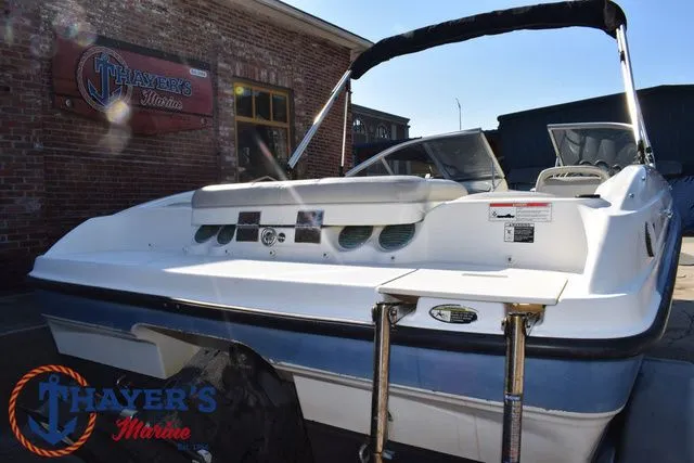 Slide: The Image of Bayliner 185 Bowrider 2011 - 41