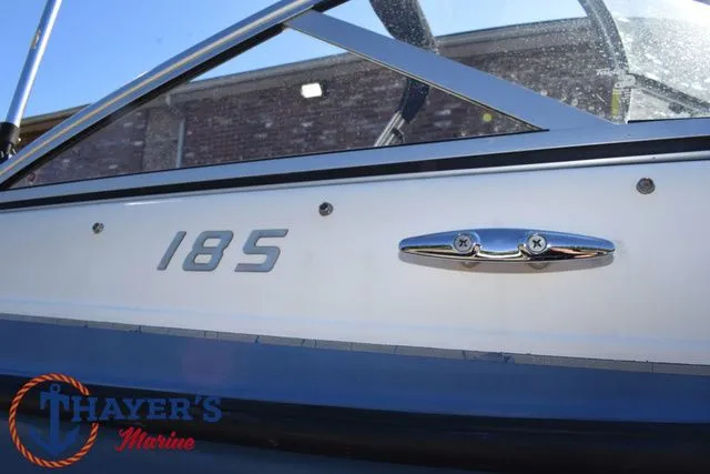 Slide: The Image of Bayliner 185 Bowrider 2011 - 5