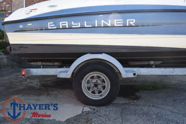 Slide: The Image of Bayliner 185 Bowrider 2011 - 6