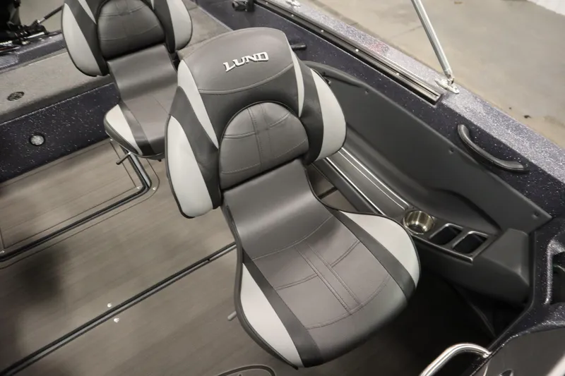 Slide: The Image of 2023 Lund 189 PRO V boat interior with sleek, comfortable seating and modern design. - 38