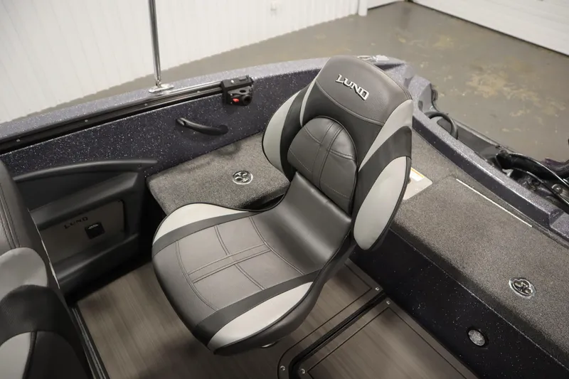 Slide: The Image of 2023 Lund 189 PRO V boat interior with a comfortable, stylish seat design. - 41
