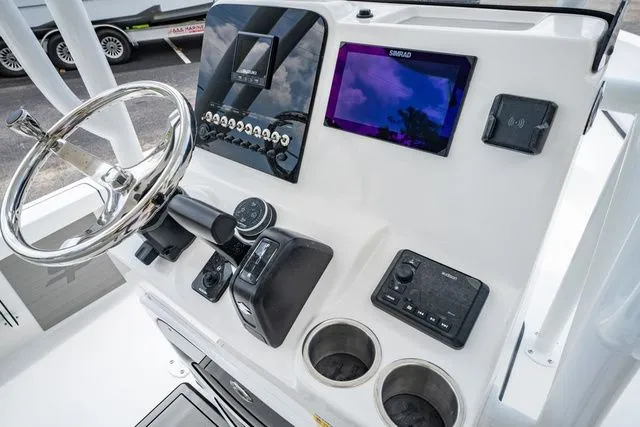 Slide: The Image of Sea Pro 230 Bay 2025 - 14