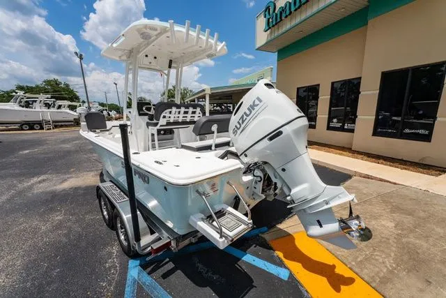 Slide: The Image of Sea Pro 230 Bay 2025 - 3