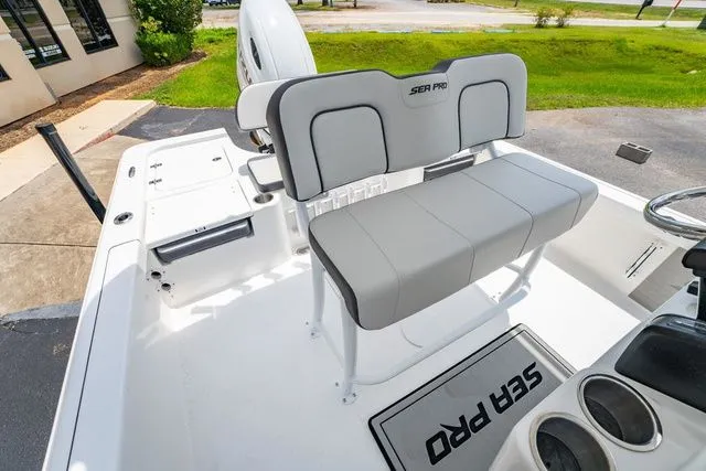 Slide: The Image of Sea Pro 230 Bay 2026 - 11