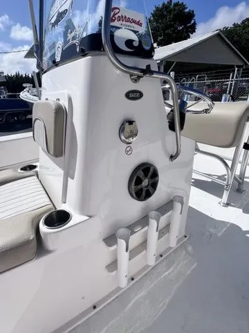 Slide: The Image of Sundance 20 Bay Skiff 2019 - 6