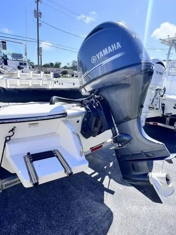 Slide: The Image of Sundance 20 Bay Skiff 2019 - 7