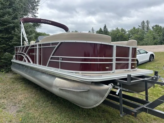 Slide: The Image of Sylvan Mirage 822 S 2020 - 4