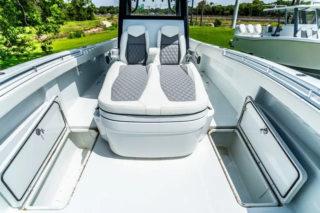 Slide: The Image of Invincible 33 Catamaran 2026 - 27