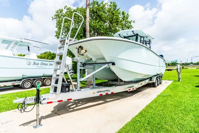 Slide: The Image of Invincible 33 Catamaran 2026 - 3