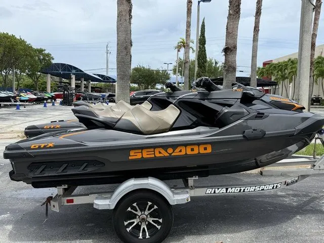 Slide: The Image of Sea-Doo GTX 170 BRP Premium Audio iDF iBR 2023 - 7