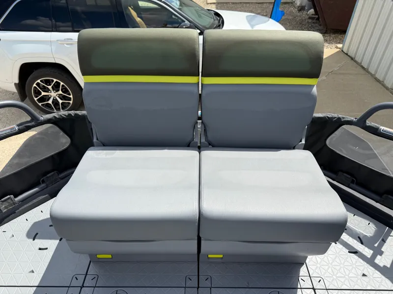 Slide: The Image of Sea-Doo Switch Fish 2025 - 27