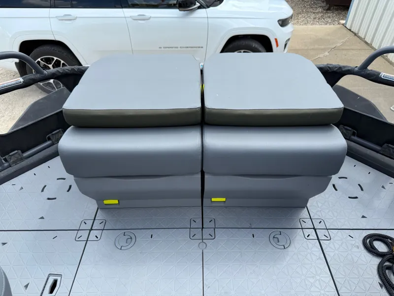 Slide: The Image of Sea-Doo Switch Fish 2025 - 28