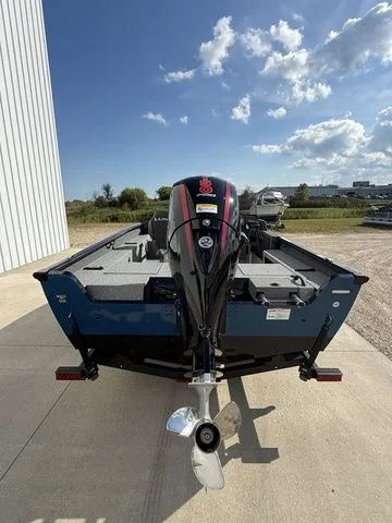 Slide: The Image of Lund 1875 IMPACT XS SINGLE CONSOLE 2025 - 4