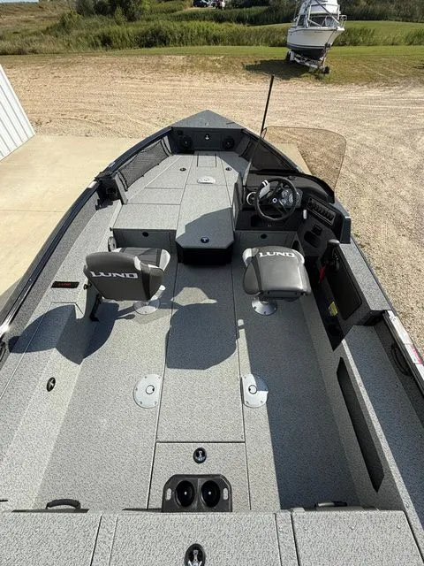 Slide: The Image of Lund 1875 IMPACT XS SINGLE CONSOLE 2025 - 6