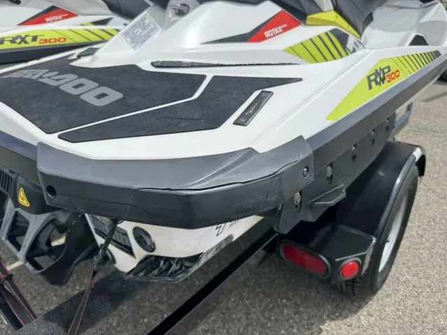 Slide: The Image of Sea-Doo RXP 2017 - 10