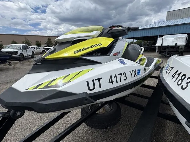Slide: The Image of Sea-Doo RXP 2017 - 16