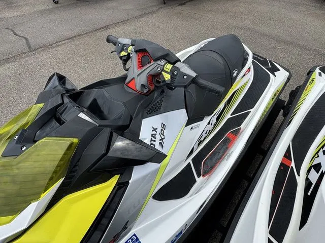 Slide: The Image of Sea-Doo RXP 2017 - 17