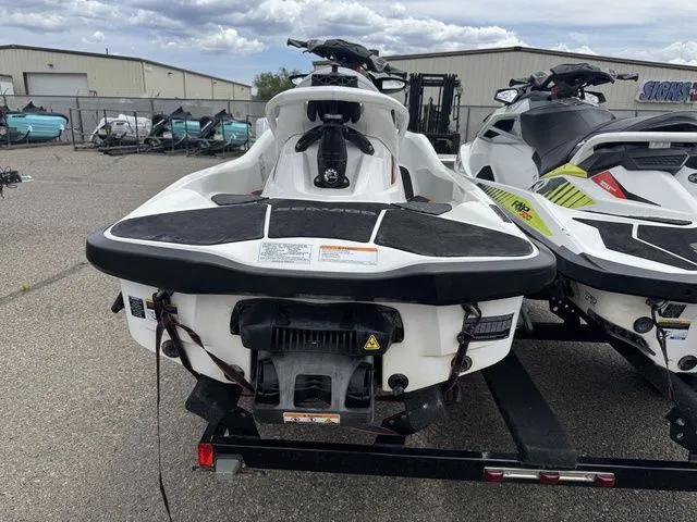 Slide: The Image of Sea-Doo RXT 2017 - 12