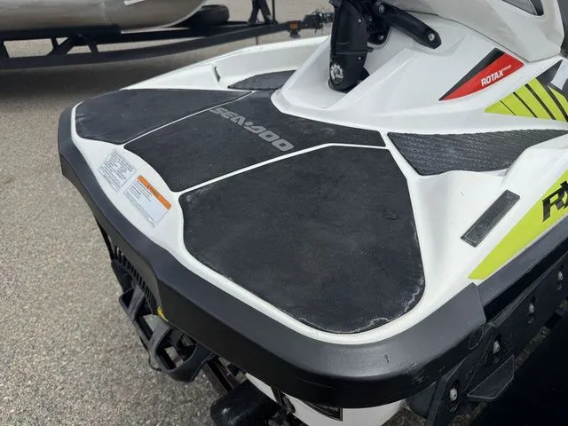 Slide: The Image of Sea-Doo RXT 2017 - 14