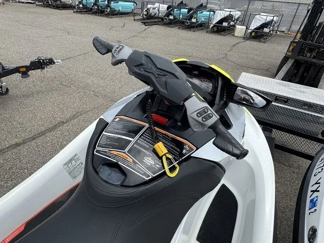 Slide: The Image of Sea-Doo RXT 2017 - 16