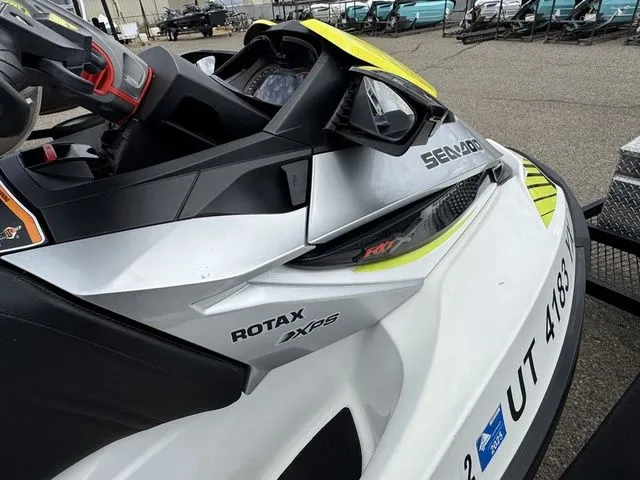 Slide: The Image of Sea-Doo RXT 2017 - 19