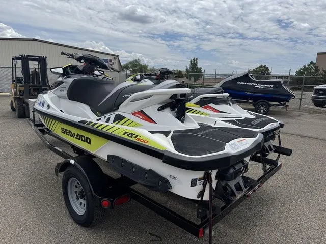 Slide: The Image of Sea-Doo RXT 2017 - 4