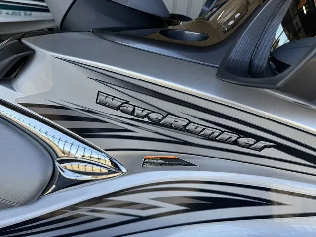 Slide: The Image of Yamaha WaveRunner FX 2007 - 10