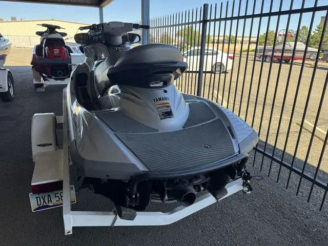 Slide: The Image of Yamaha WaveRunner FX 2007 - 4