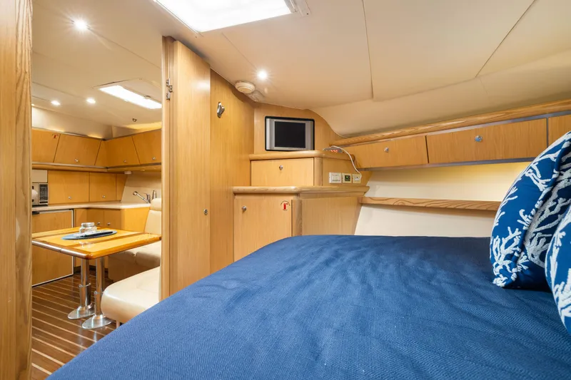 Slide: The Image of Tiara 4200 Open 2005 - 54