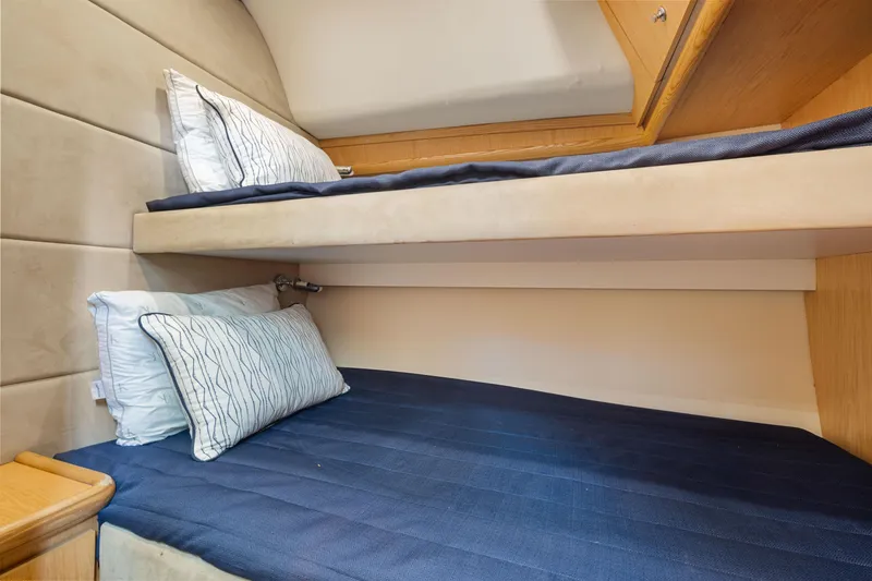 Slide: The Image of Tiara 4200 Open 2005 - 55