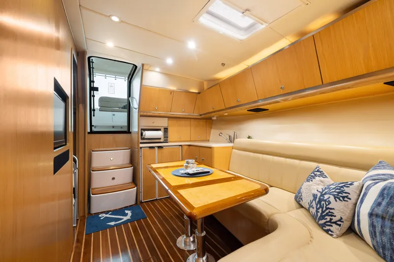 Slide: The Image of Tiara 4200 Open 2005 - 59