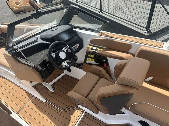 Slide: The Image of Nautique Super Air Nautique GS22 2025 - 25