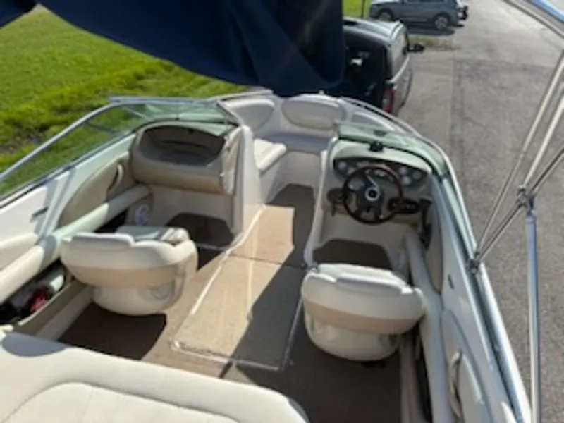 Slide: The Image of Chaparral 204 SSi 2004 - 7