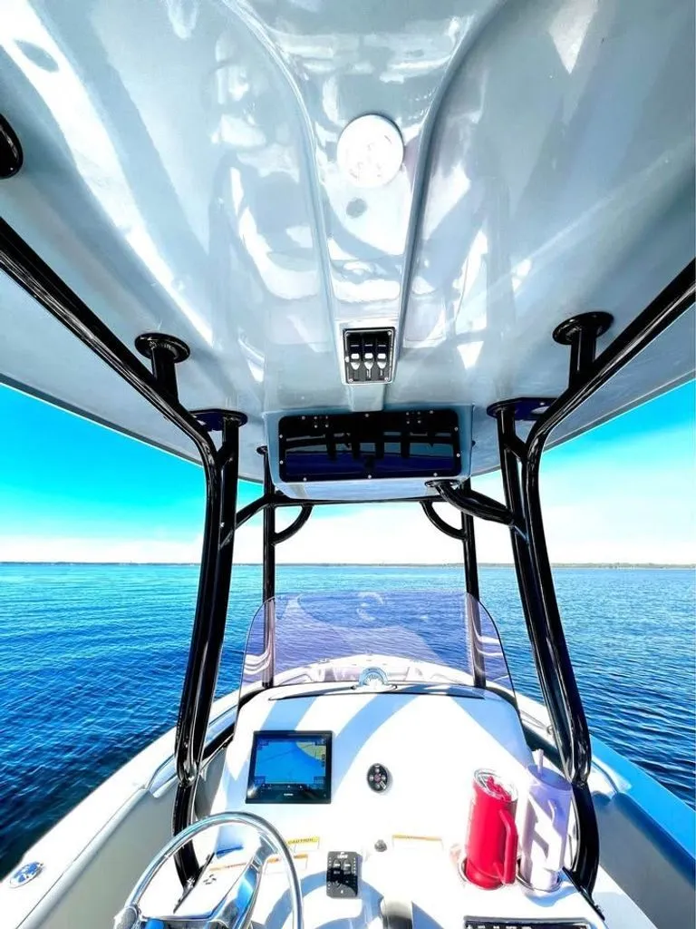 Slide: The Image of NauticStar 2102 Legacy CC 2023 - 2