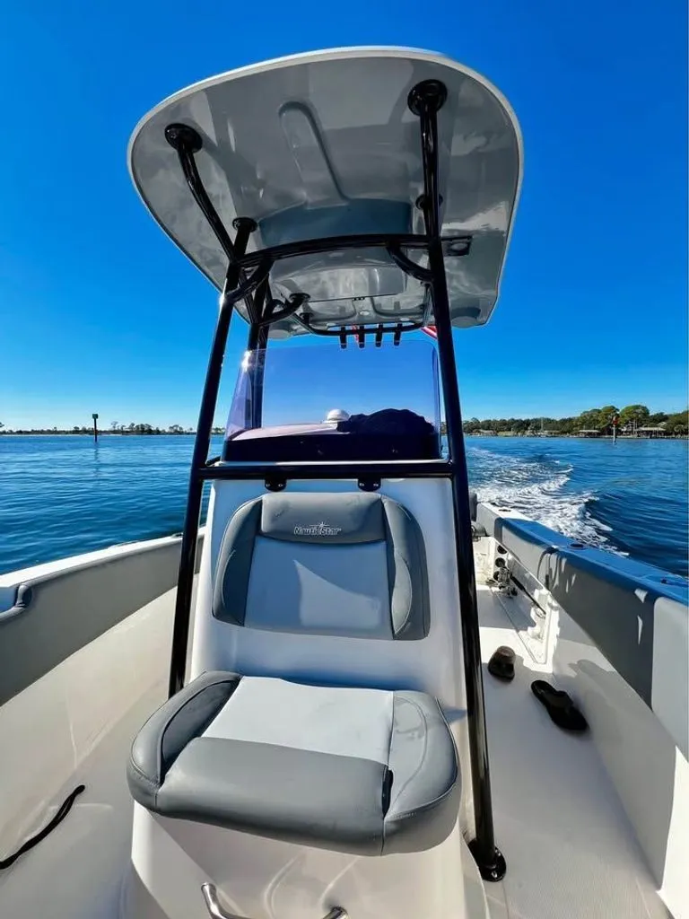 Slide: The Image of NauticStar 2102 Legacy CC 2023 - 5