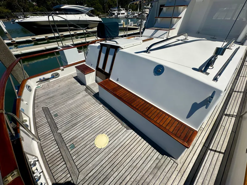 Slide: The Image of Grand Banks 42 Classic 1989 - 59