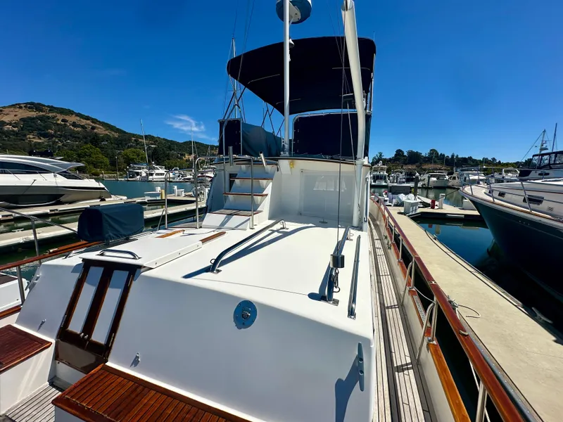 Slide: The Image of Grand Banks 42 Classic 1989 - 61