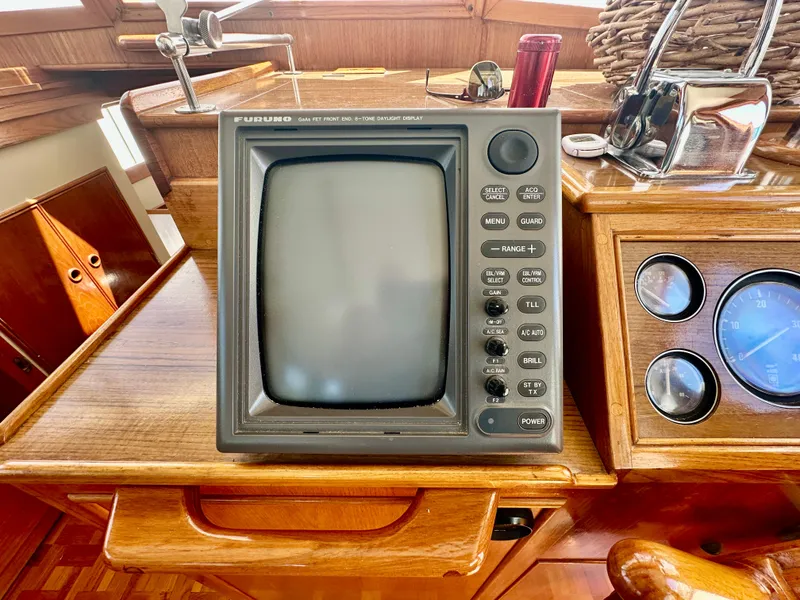 Slide: The Image of Grand Banks 42 Classic 1989 - 83