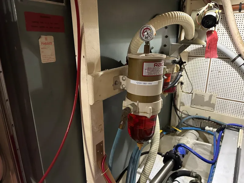 Slide: The Image of Grand Banks 42 Classic 1989 - 98